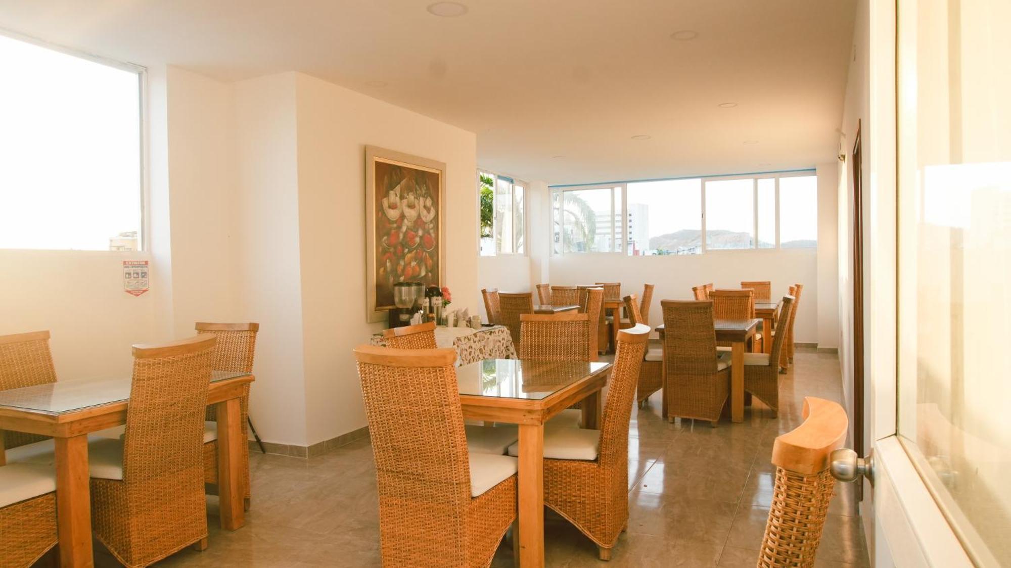 Boutique Olas Marinas Luxury