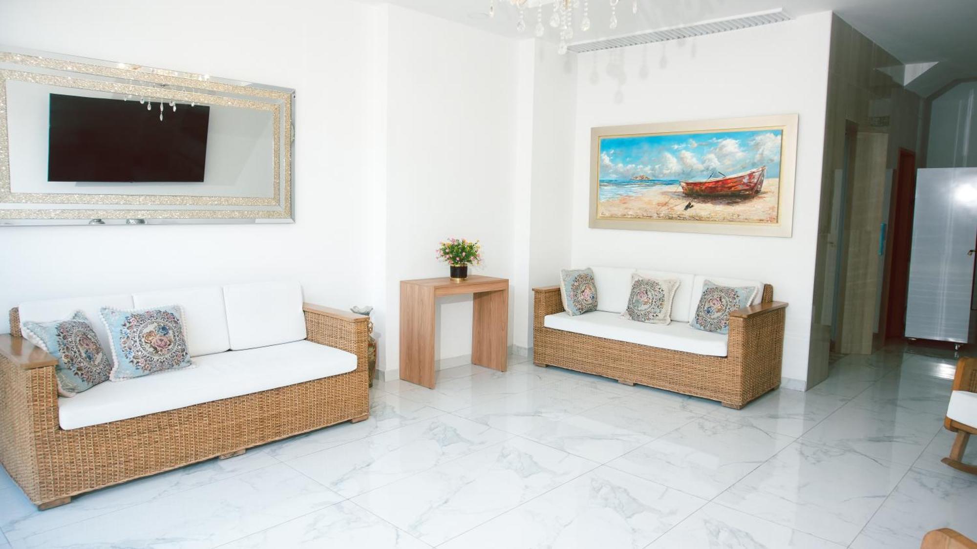 Boutique Olas Marinas Luxury